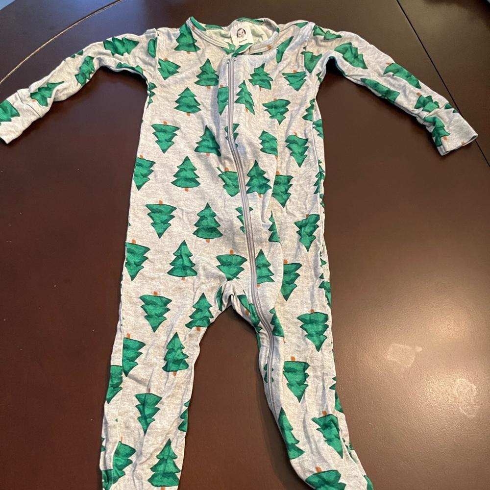 NWOT Double zipper Grip Feet Baby Pajamas